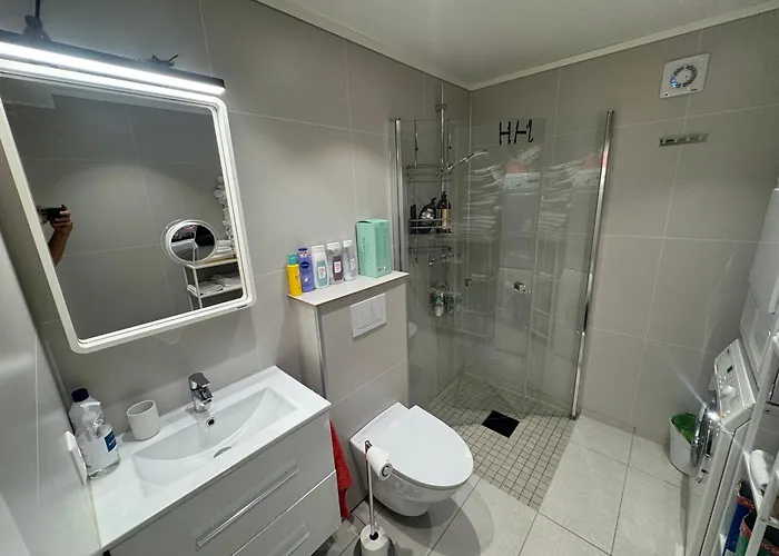 With Shared Shower *